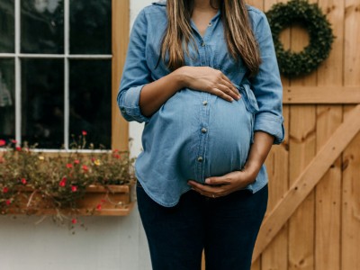 Qu’offrir à une femme enceinte pour Noël ?