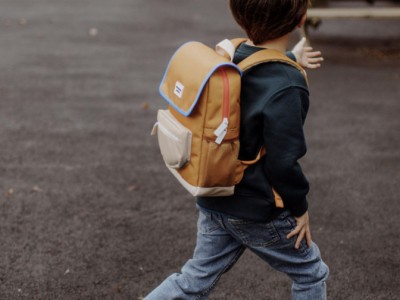 Comment choisir le cartable idéal pour votre enfant en primaire ? 